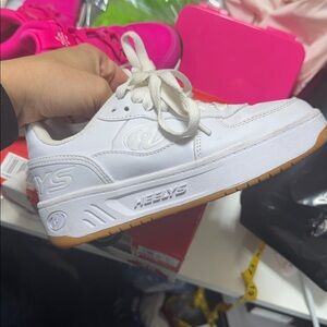 Heelys Size 1